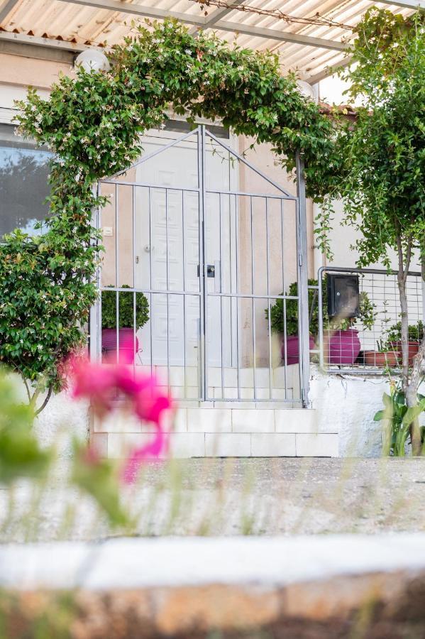 Sea View Residence Nea Kios Exterior foto